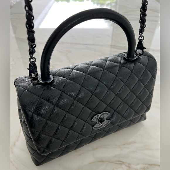 CHANEL 20A RARE BLACK ON BLACK MEDIUM FLAP BAG WITH HANDLE NWTS! - Picture 4 of 17